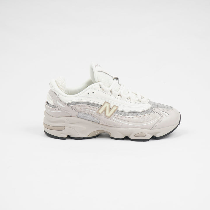 New Balance White-Beige Sneakers