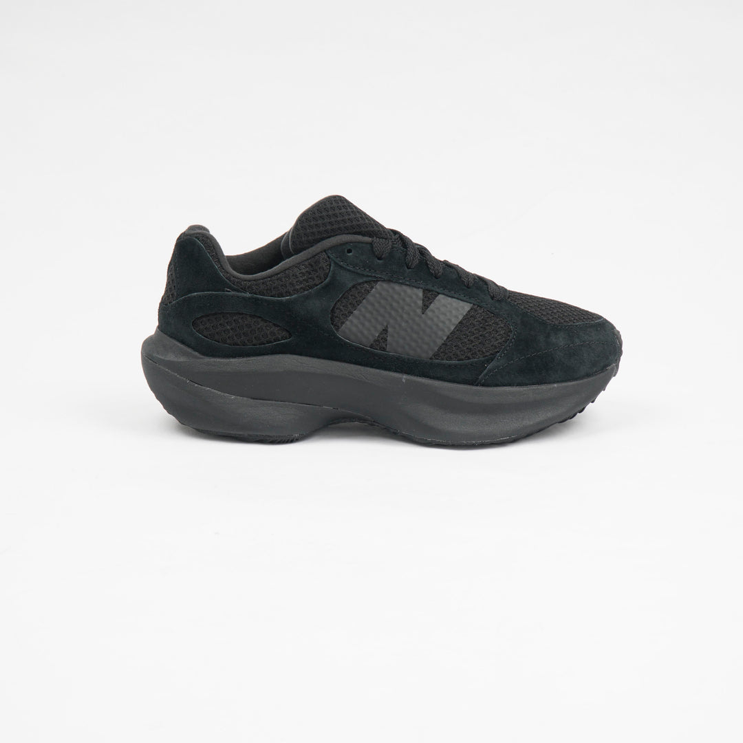 New Balance Black Mesh Sneakers