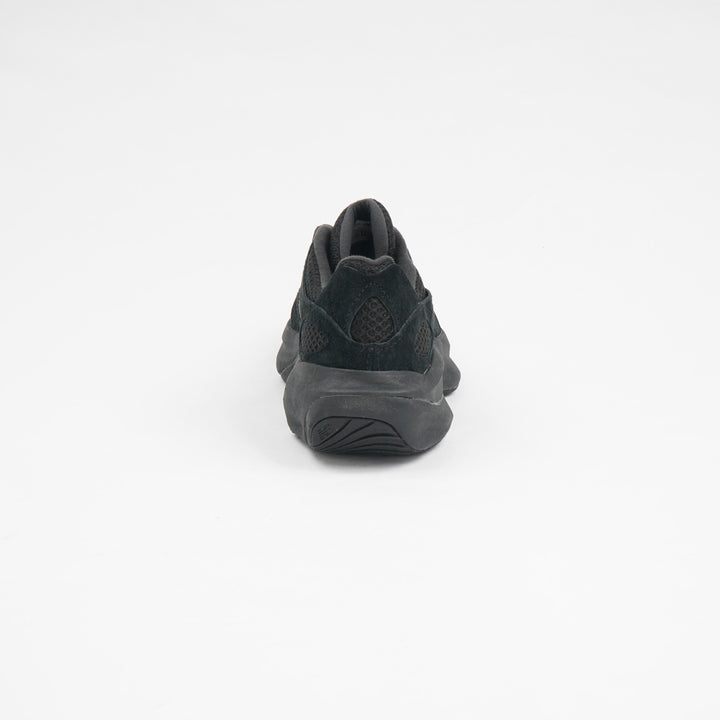 New Balance Black Mesh Sneakers