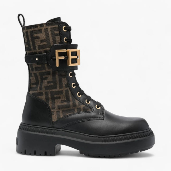 Fendi Fendigraphy Logo-Plaque Leather Boots