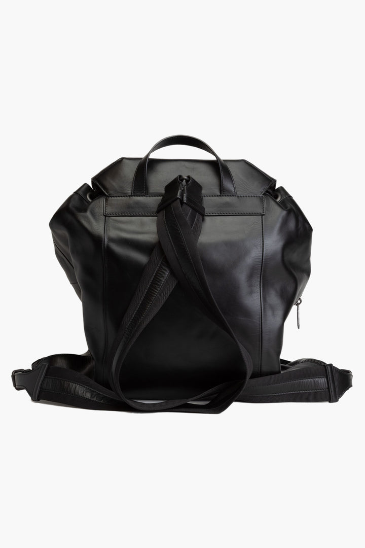 Bottega Veneta Black Leather Bag with Intrecciato Weave