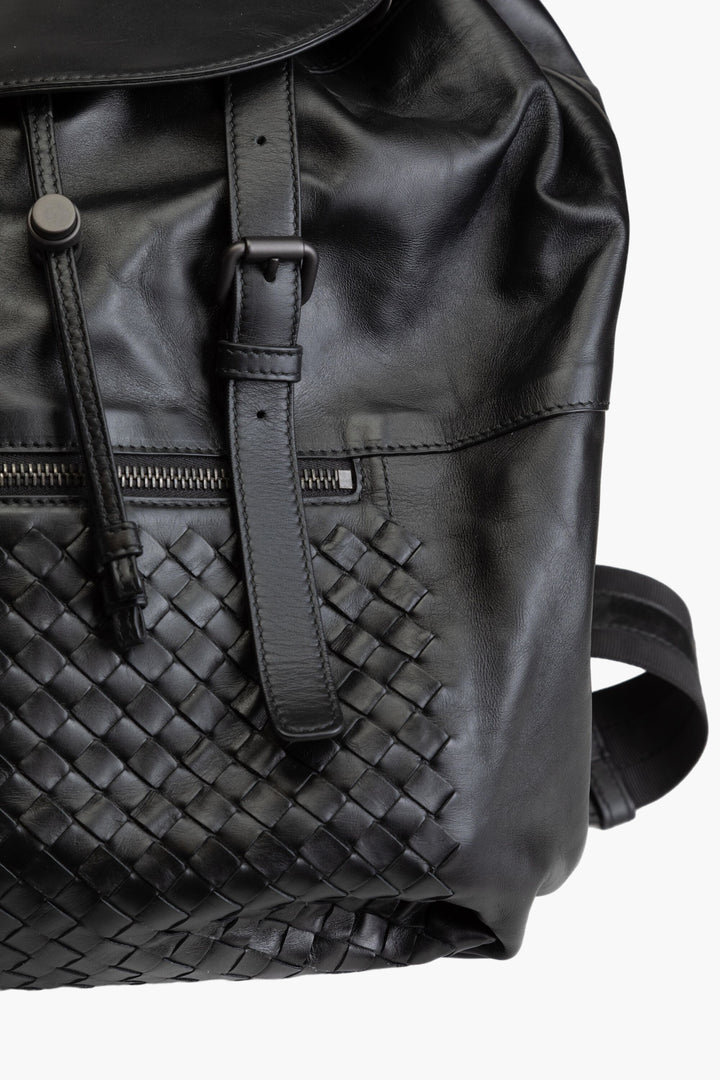 Bottega Veneta Black Leather Bag with Intrecciato Weave