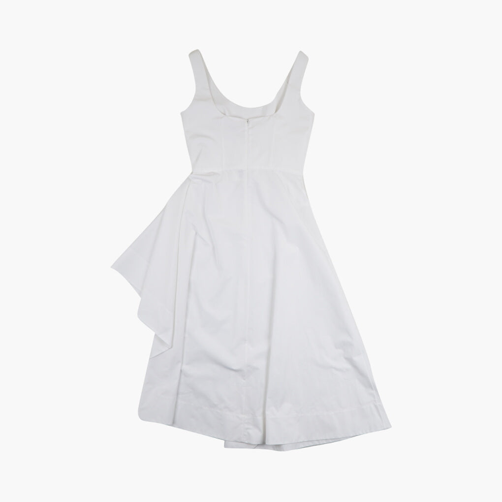 Alexander McQueen Elegant White Dress with Sophisticated Design