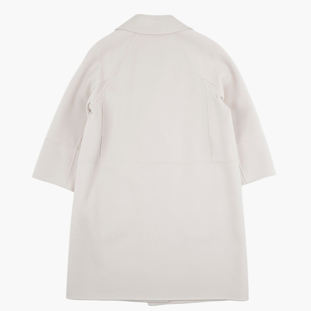 Max Mara Elegant Timeless Coat in White