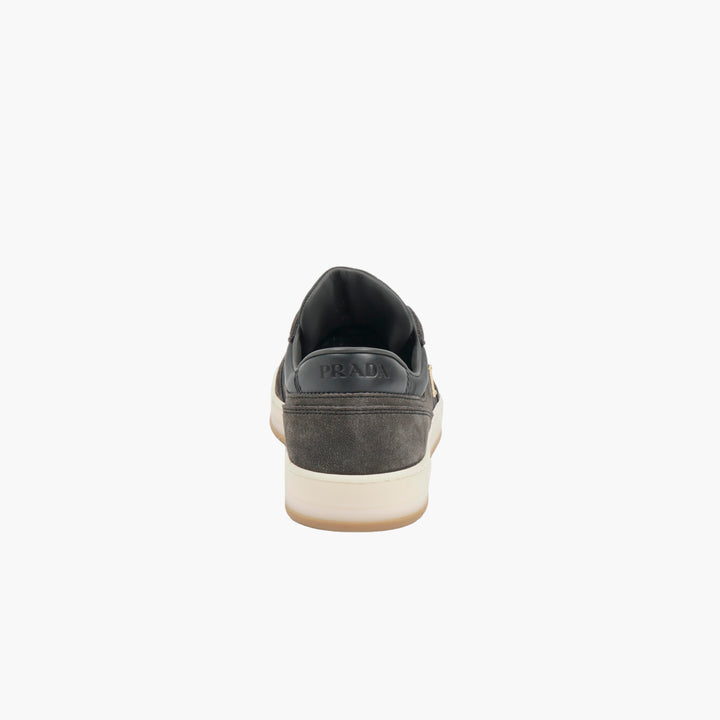 Sneakers PRADA grigio scuro-oro con logo