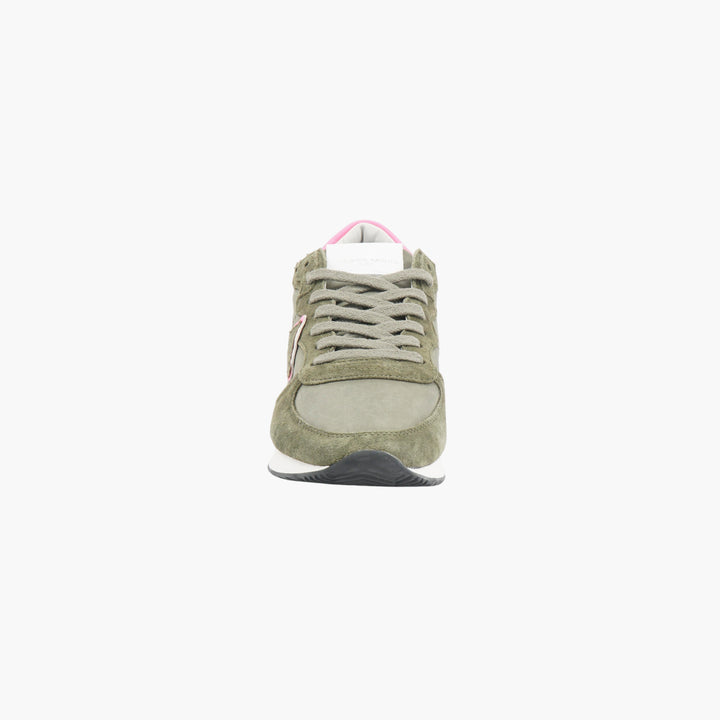 Sneakers Philippe Model in camoscio verde-fucsia