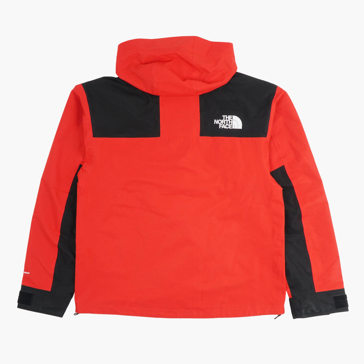 THE NORTH FACE Jackets
